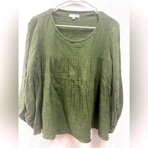 Women’s dress shirt